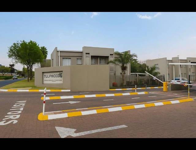 2 BEDROOM PROPERTY TO RENT IN HALFWAY GARDENS